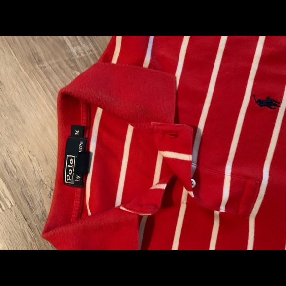 Polo - Picture 2 of 2